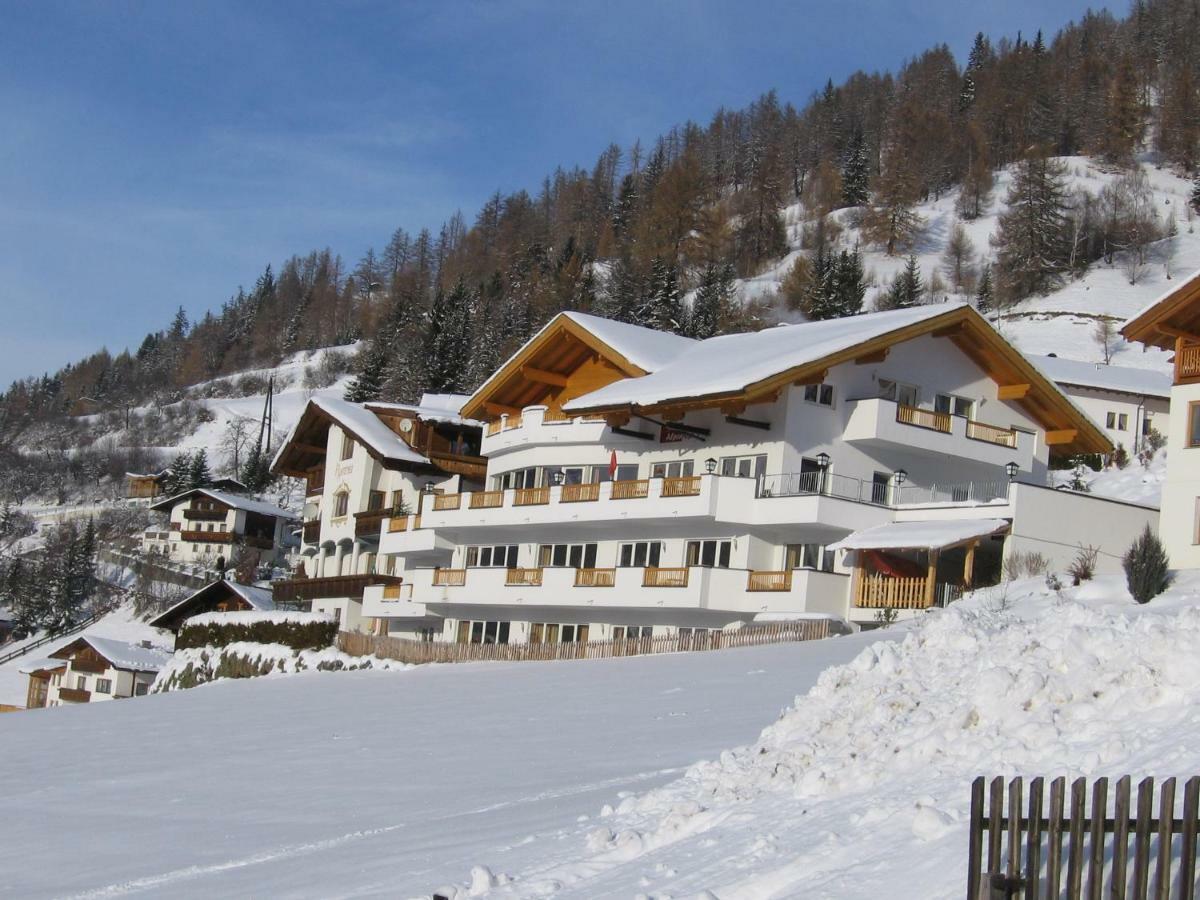 Hotel Alpenrose Fendels Kültér fotó